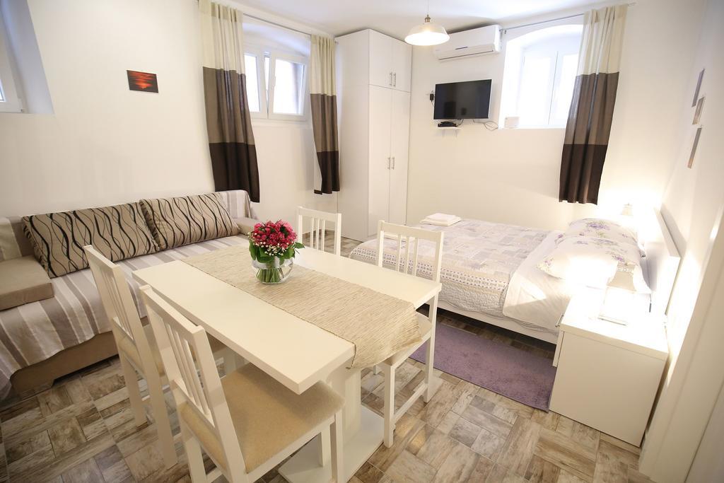 זאדאר Studio Apartment Laura מראה חיצוני תמונה